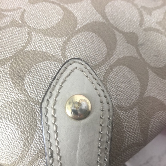 ❌SALE ❌AUTHENTIC COACH BAG. - Picture 12 of 17